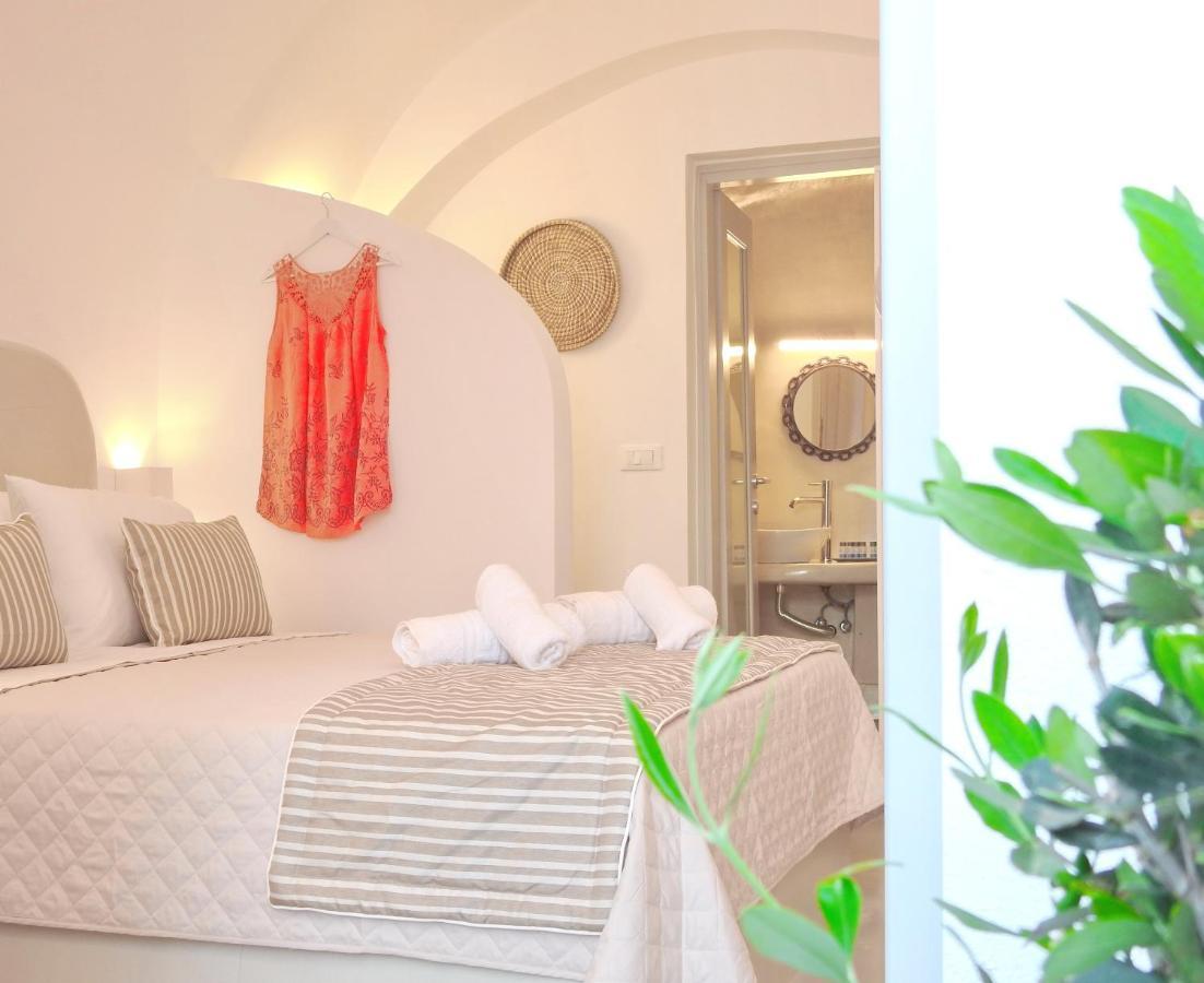 Golden Stone Santorini Suites Akrotiri  Ngoại thất bức ảnh